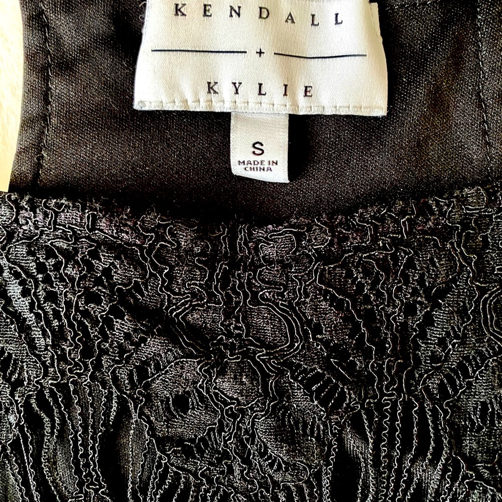 Kendall & Kylie cute black lace crop top size small